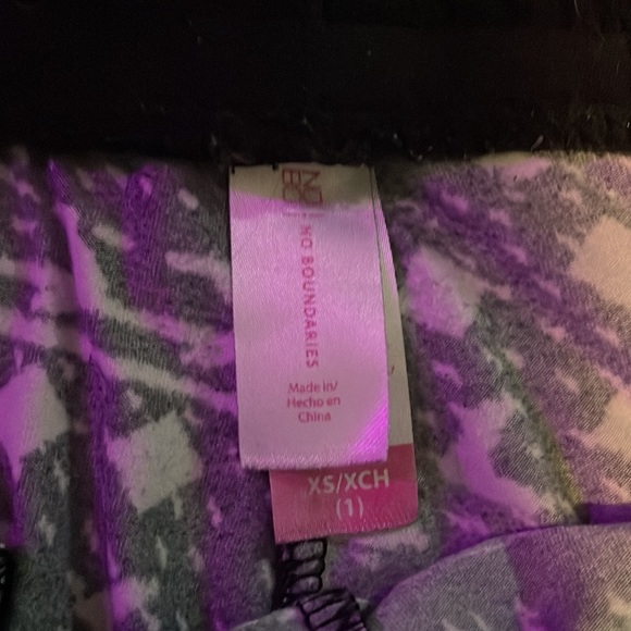 No Boundaries Soft Shorts - Picture 2 of 2